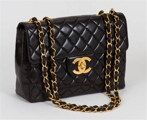 Chanel logo handbags